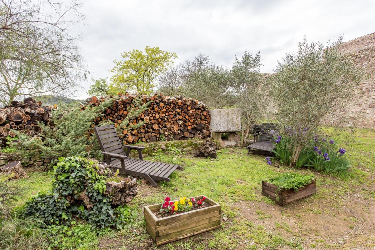 Casa rural Massot Darnius